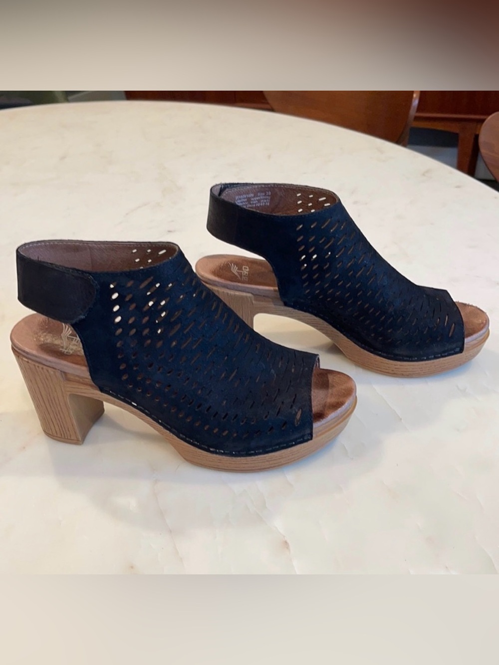 Dansko Danae Black Leather Sandals